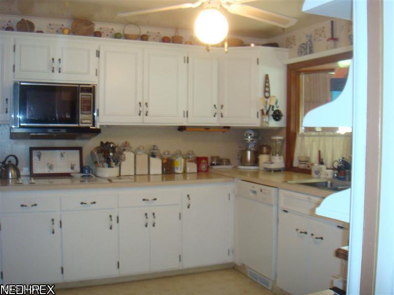 2069 Miami Road Euclid, OH 44117 - Photo 6 of 10 Gallery Image 6