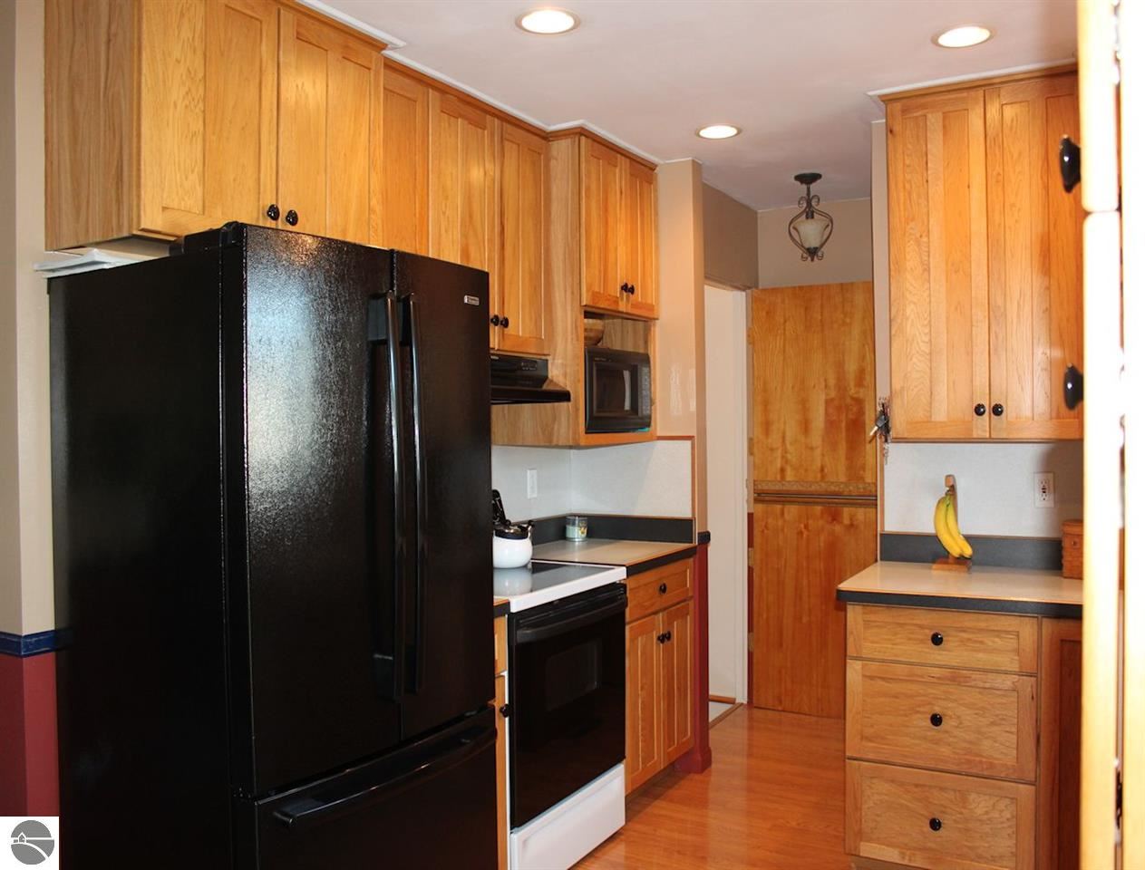 3255 Wyatt Road Standish, MI 48658 - Photo 5 of 10 1790006-4.JPG