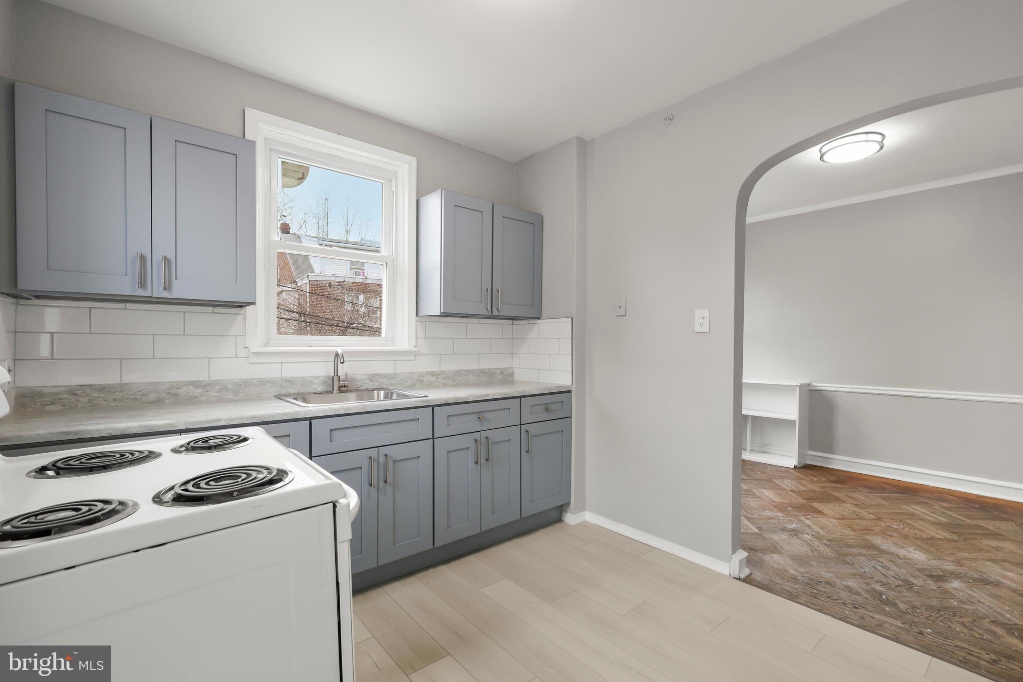 1064 Allengrove Street Philadelphia, PA 19124 - Photo 13 of 34 Kitchen