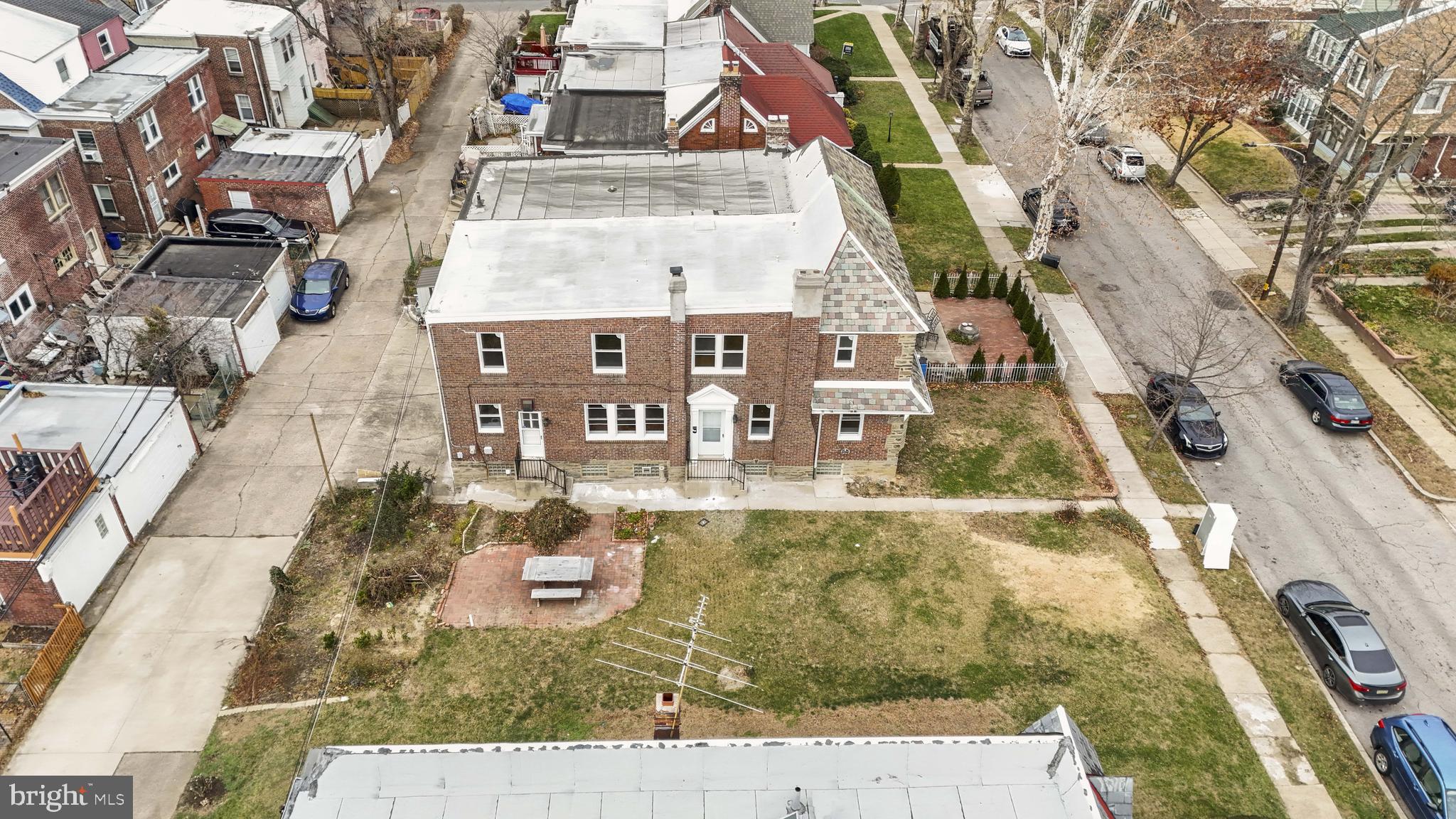 1064 Allengrove Street Philadelphia, PA 19124 - Photo 3 of 34 Aerial Side