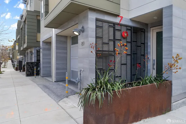 $1,100,000 | 89 Kirkwood Avenue, San Francisco, CA 94124