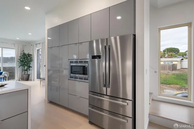 $1,100,000 | 89 Kirkwood Avenue, San Francisco, CA 94124