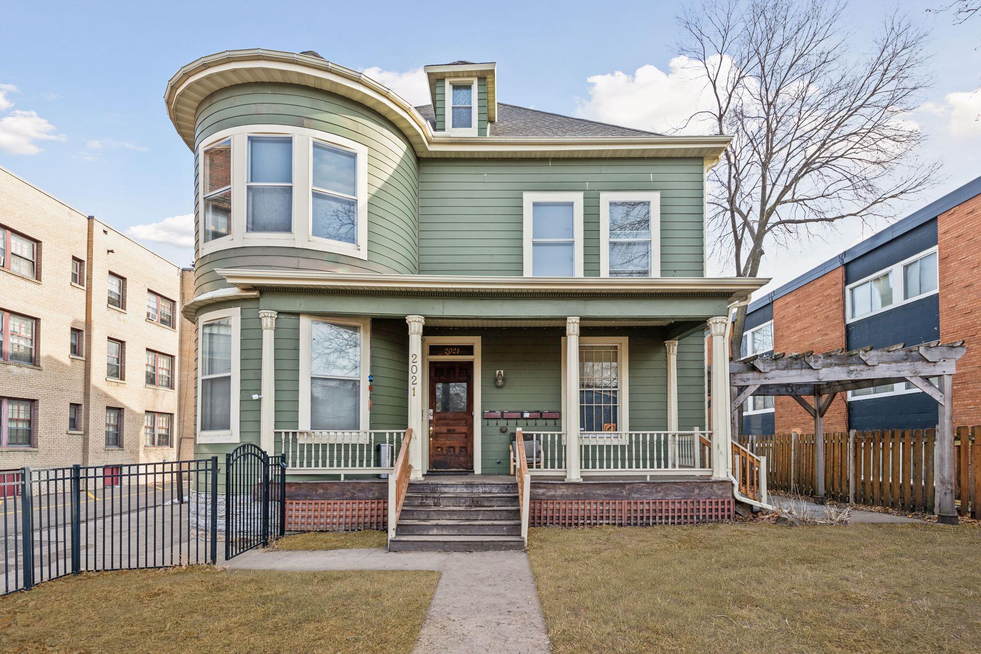 2021 3rd Avenue South Minneapolis, MN 55404 - Photo 1 of 26
