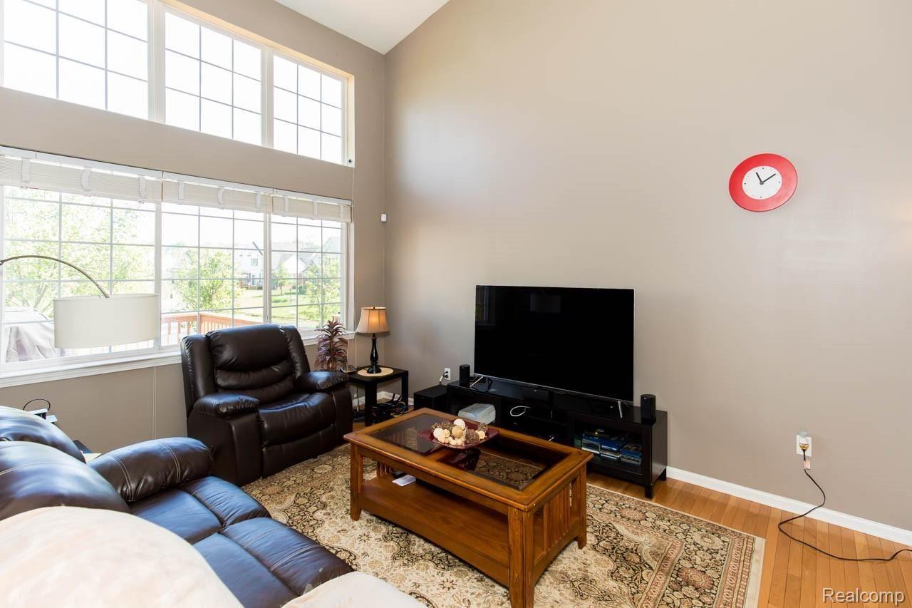 41737 Mitchell Road Novi, MI 48377 - Photo 11 of 53 11.jpg