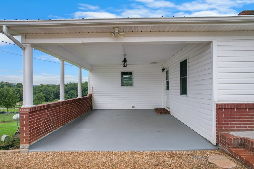 34296 Stagecoach Road Glade Spring, VA 24340 - Photo 37 of 40 Gallery Image 37