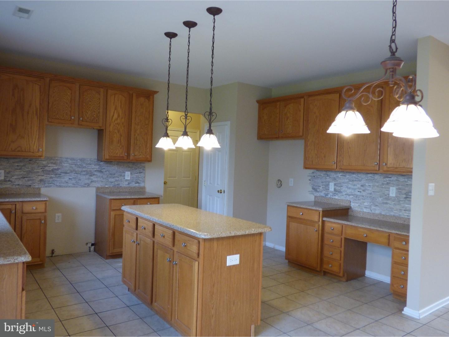 2 Dahlia Road Deptford, NJ 08080 - Photo 10 of 24 Gallery Image 10