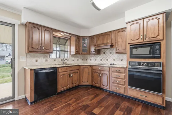 $424,900 | 802 Eldridge Road, Fairless Hills, PA 19030