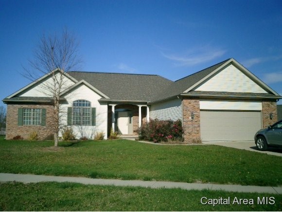 1359 Wyndmoor Drive Rochester, IL 62563 - Photo 1 of 3 Gallery Image 1