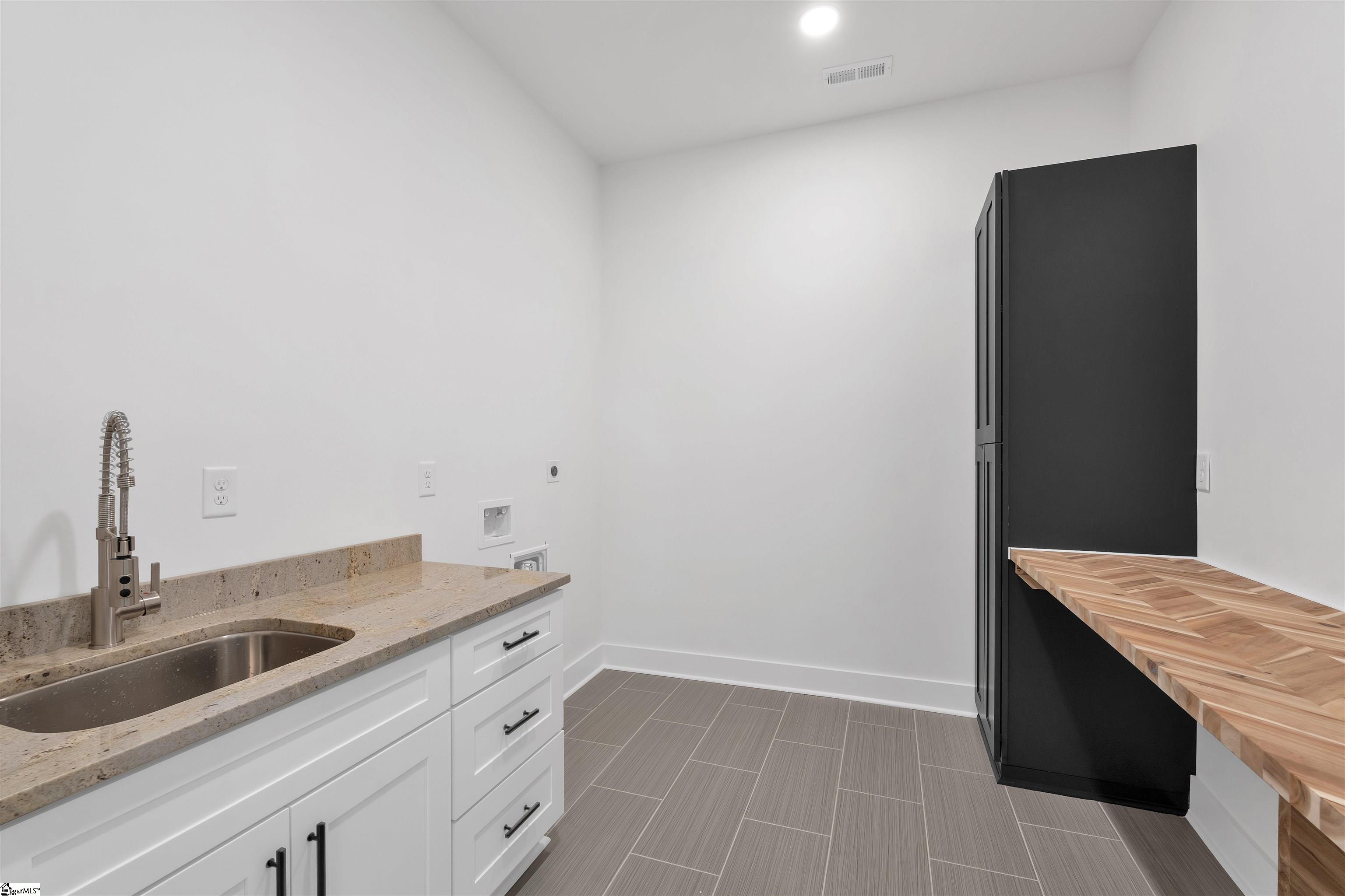 455 Griffin Road Simpsonville, SC 29680 - Photo 23 of 35 Gallery Image 23