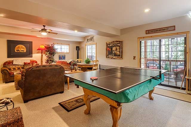 11399 Sun Valley Road Truckee, CA 96161 - Photo 9 of 14 Gallery Image 9