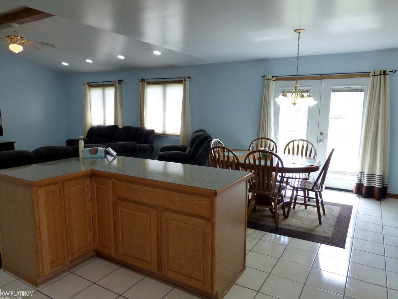 1135 Roberts Road Marine City, MI 48039 - Photo 17 of 34 50040481-16.JPG