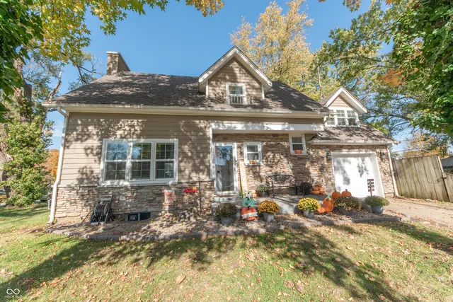 $259,900 | 902 18th Street, Columbus, IN 47201