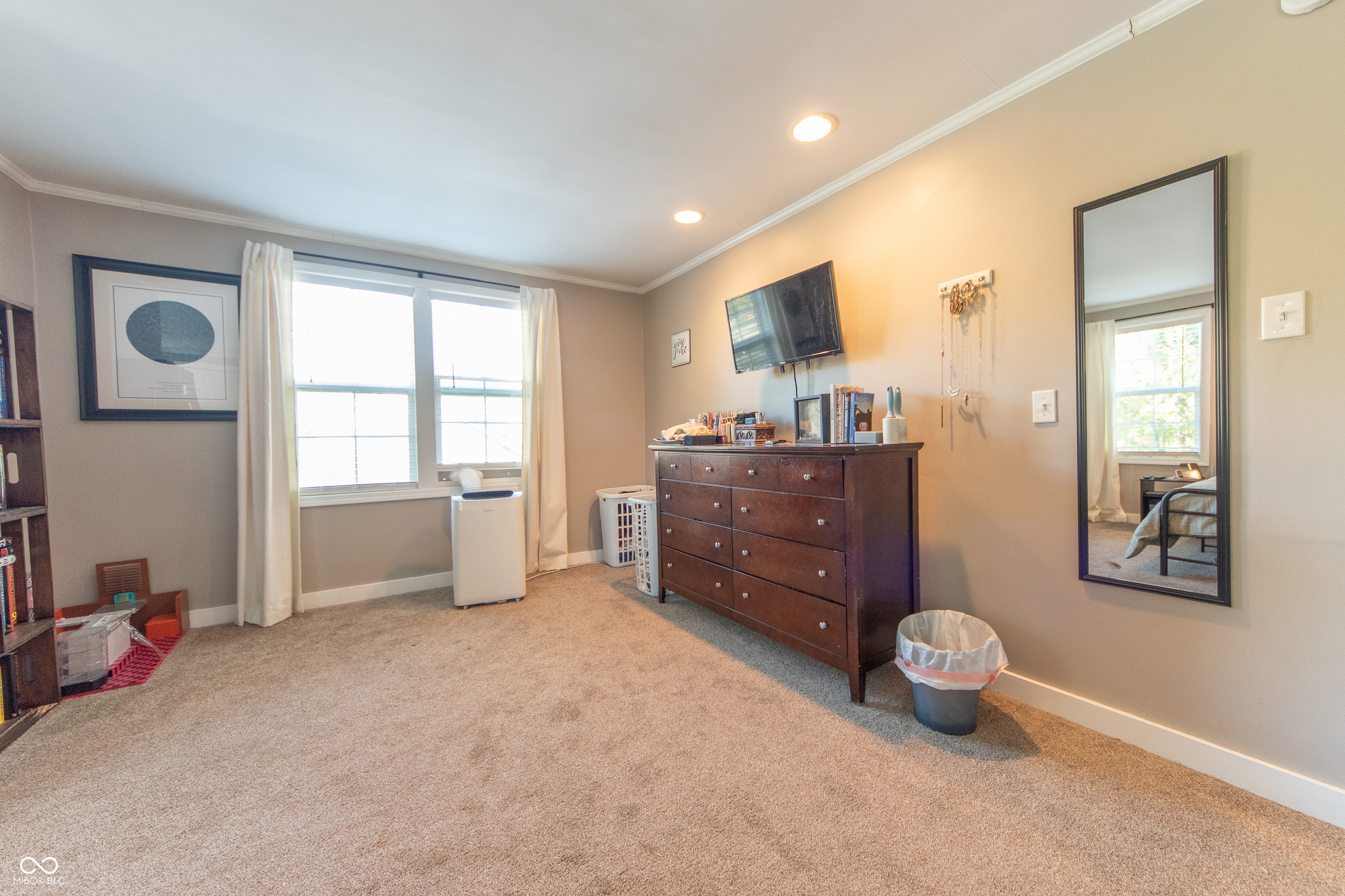 902 18th Street Columbus, IN 47201 - Photo 15 of 34