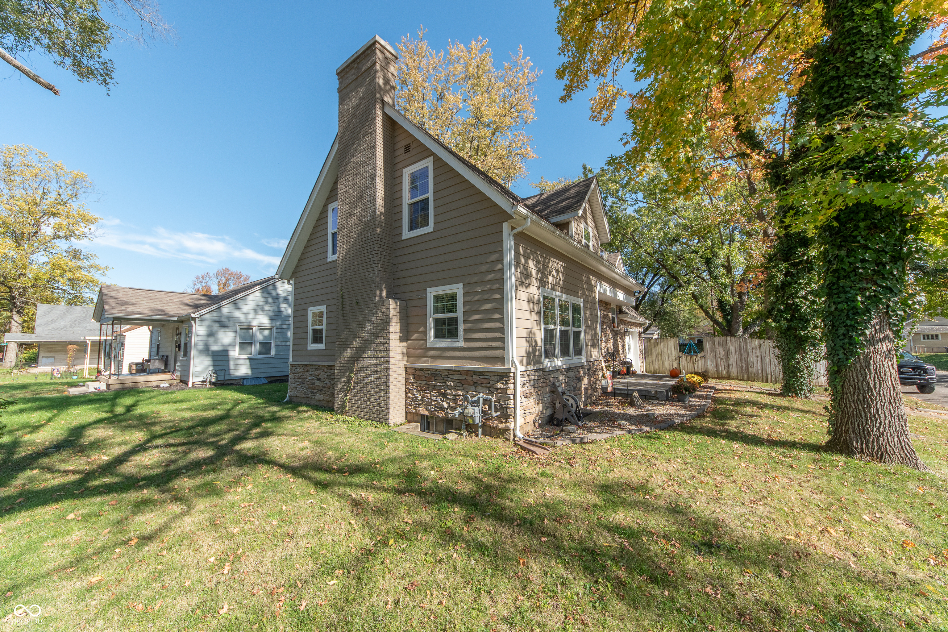 902 18th Street Columbus, IN 47201 - Photo 28 of 34