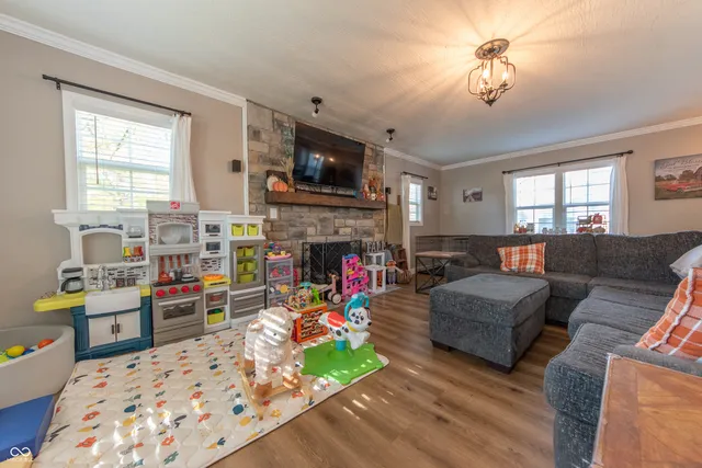 $259,900 | 902 18th Street, Columbus, IN 47201