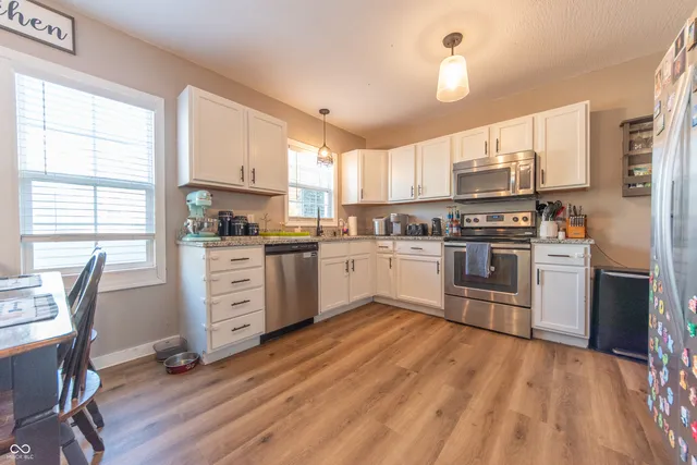 $259,900 | 902 18th Street, Columbus, IN 47201