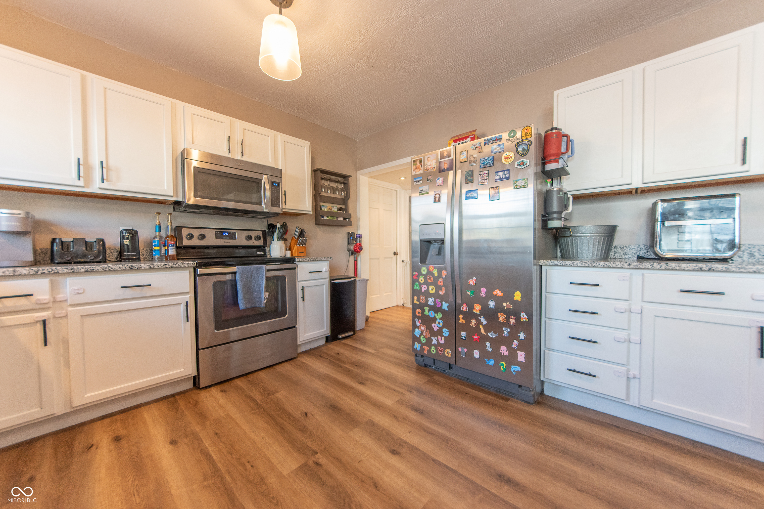 902 18th Street Columbus, IN 47201 - Photo 7 of 34