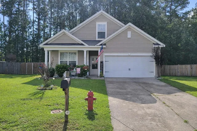$400,000 | 207 Short Woods Court, Summerville, SC 29486