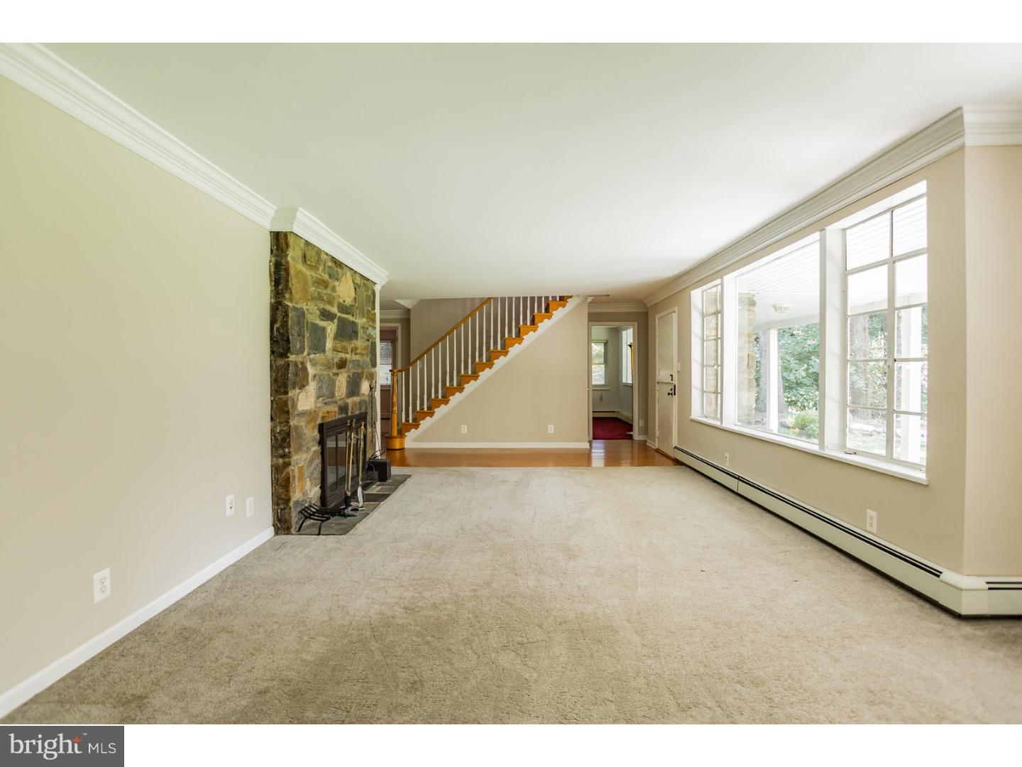 415 Mt Alverno Road Media, PA 19063 - Photo 8 of 23 Living Room