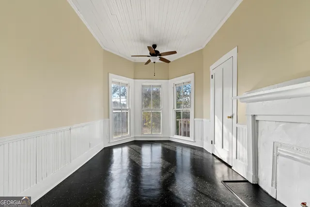 a view of an entryway with staircase
