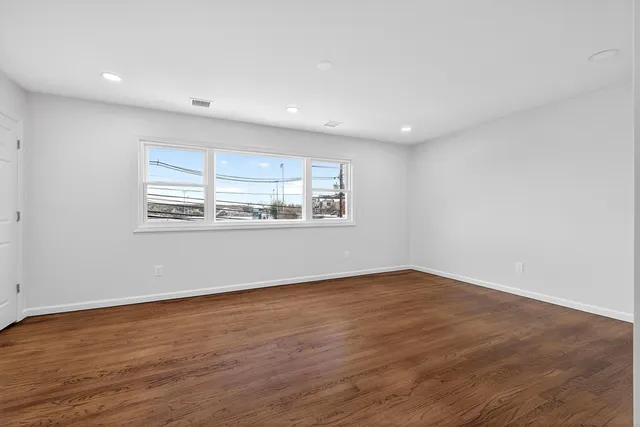 $2,600 | 269 Schuyler Avenue, Unit 2, Kearny, NJ 07032