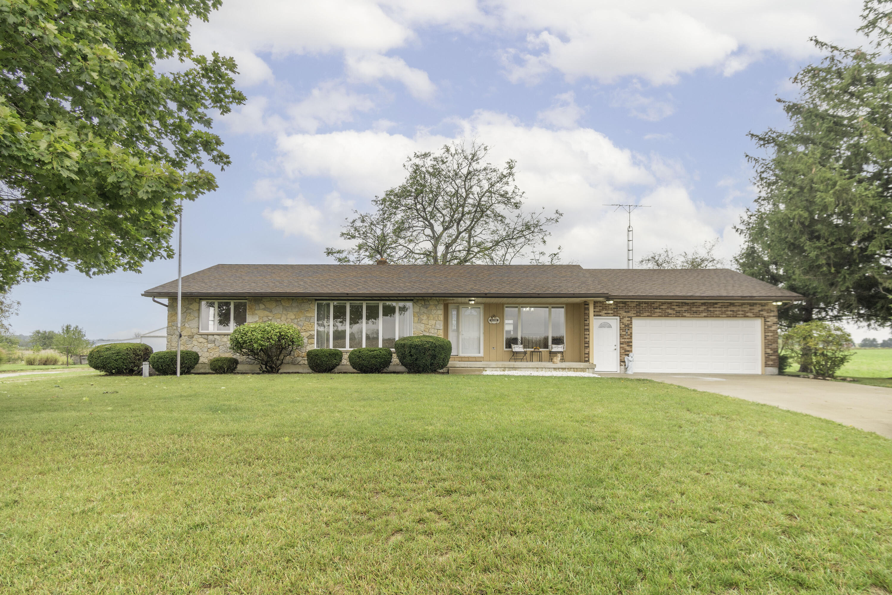 3111 Russia Road Russia, OH 45363 - Photo 5 of 54 Gallery Image 5