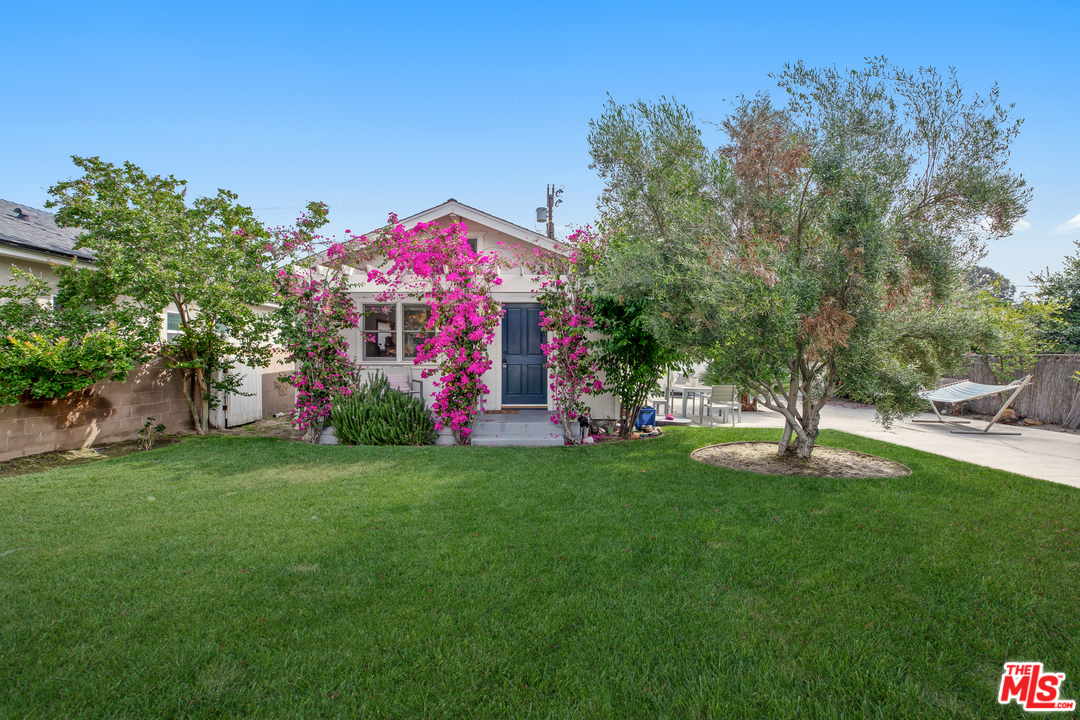 3515 Ferncroft Road Los Angeles, CA 90039 - Photo 2 of 16 Gallery Image 2