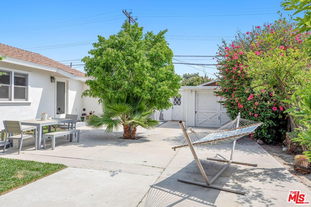 3515 Ferncroft Road Los Angeles, CA 90039 - Photo 14 of 16 Gallery Image 14