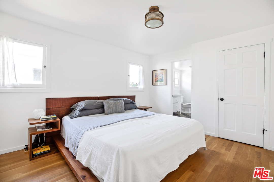 3515 Ferncroft Road Los Angeles, CA 90039 - Photo 10 of 16 Gallery Image 10