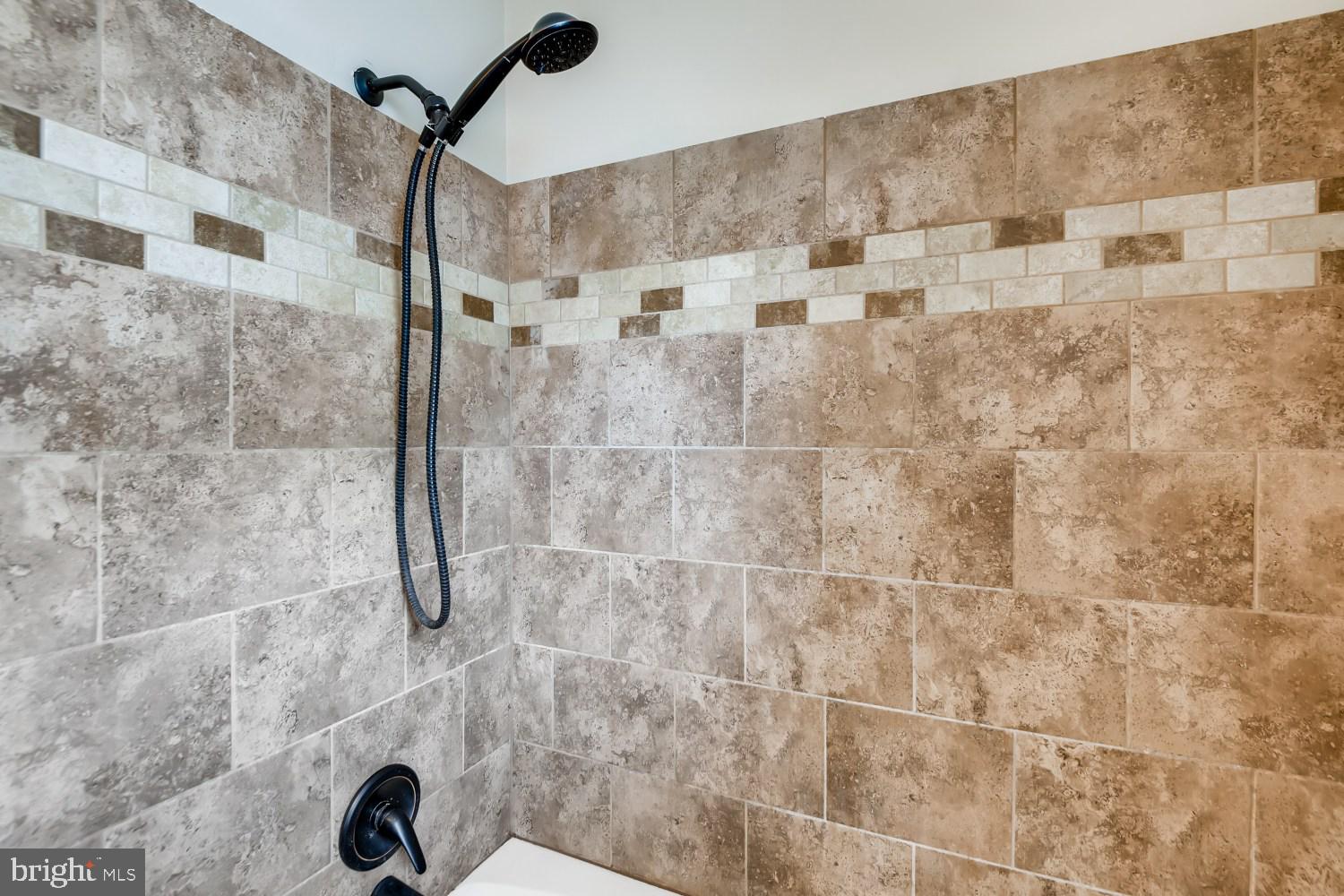 5726 Onnen Road Baltimore, MD 21206 - Photo 15 of 29 Gallery Image 15