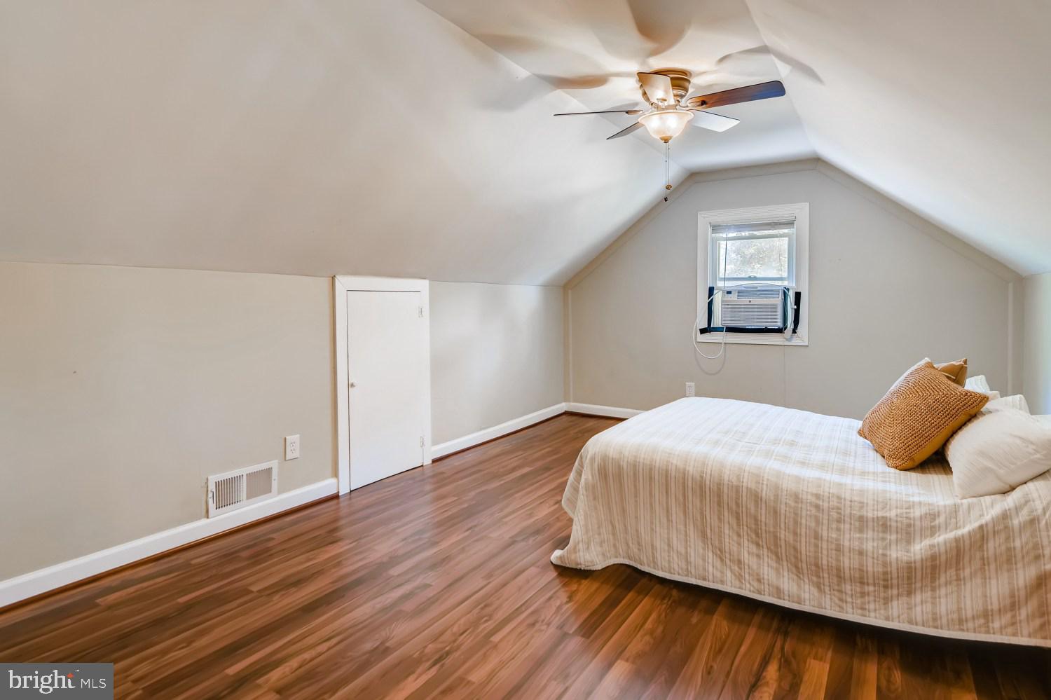 5726 Onnen Road Baltimore, MD 21206 - Photo 16 of 29 Gallery Image 16