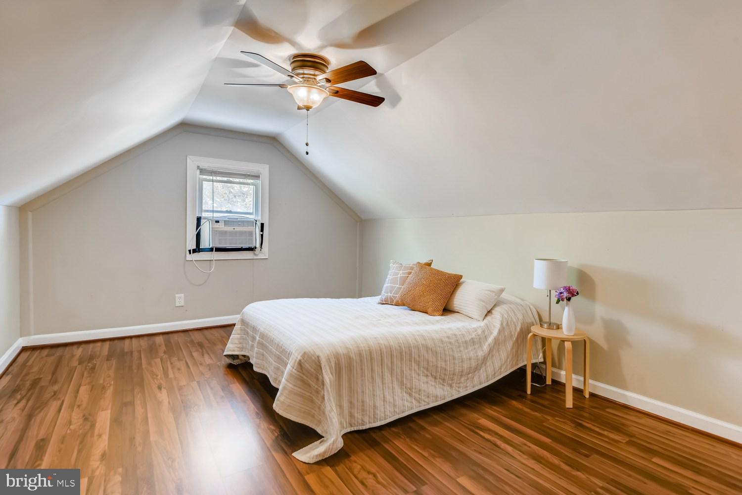 5726 Onnen Road Baltimore, MD 21206 - Photo 17 of 29 Gallery Image 17