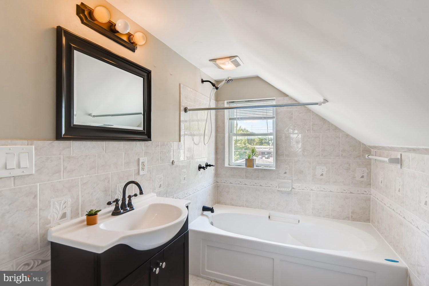 5726 Onnen Road Baltimore, MD 21206 - Photo 19 of 29 Gallery Image 19