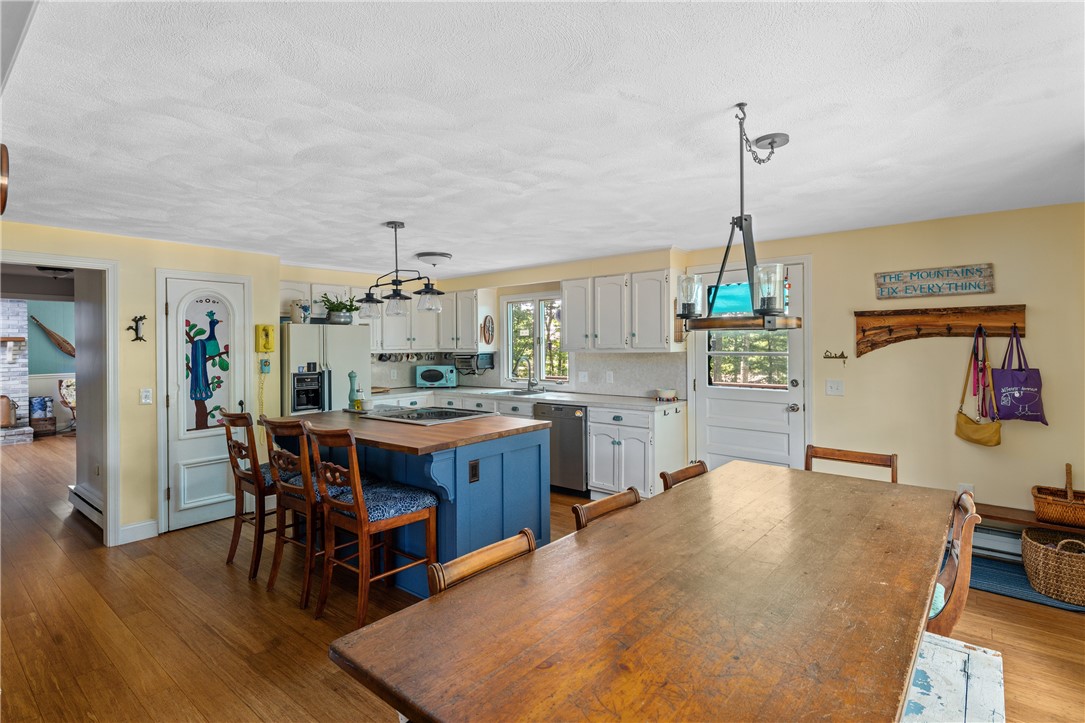 60 Charles Harpin Road Scituate, RI 02825 - Photo 8 of 35