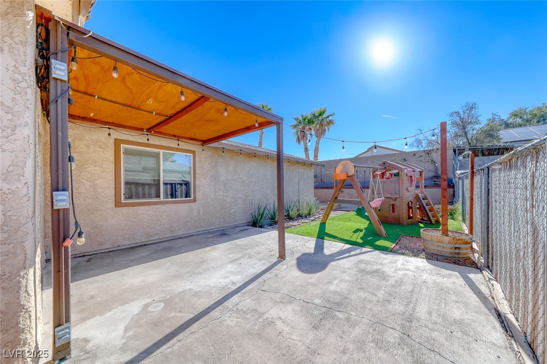 365 West Rochell Drive Henderson, NV 89015 - Photo 32 of 40