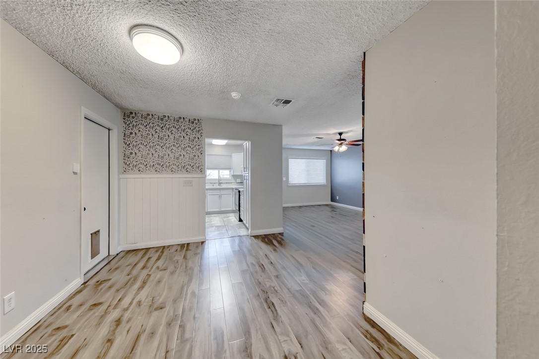 365 West Rochell Drive Henderson, NV 89015 - Photo 9 of 40