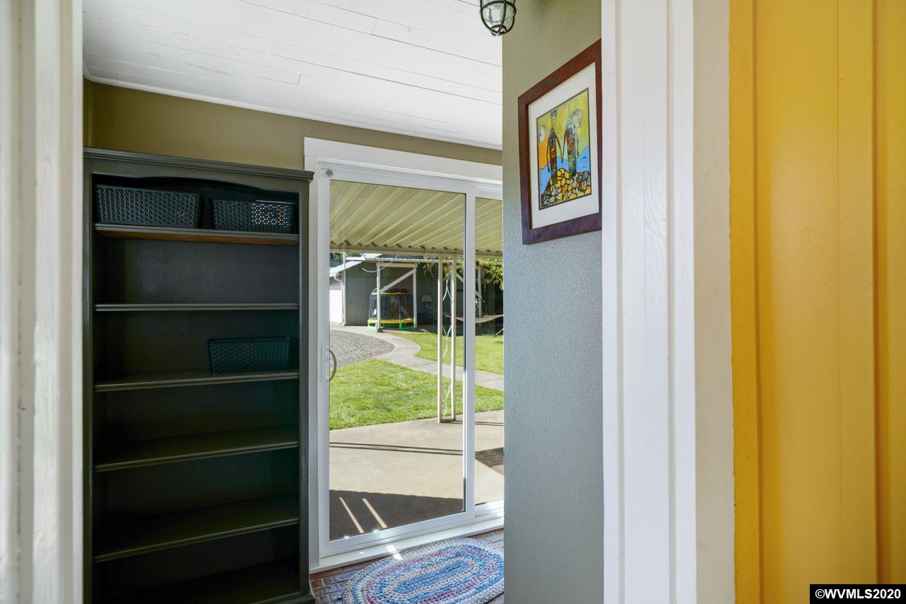 6182 Fruitland Road Northeast Salem, OR 97317 - Photo 24 of 42