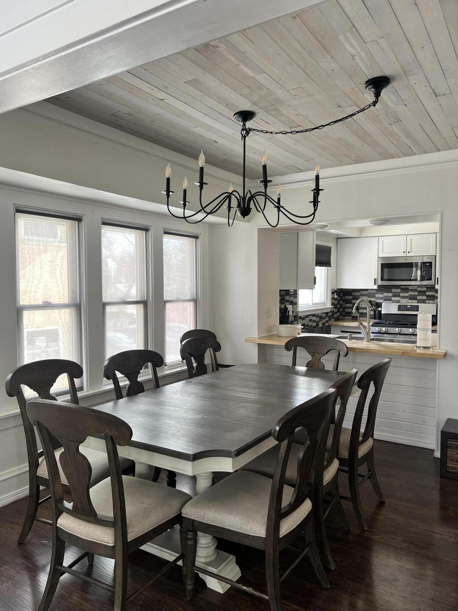 7715 West Center Street Milwaukee, WI 53222 - Photo 2 of 18 main unit