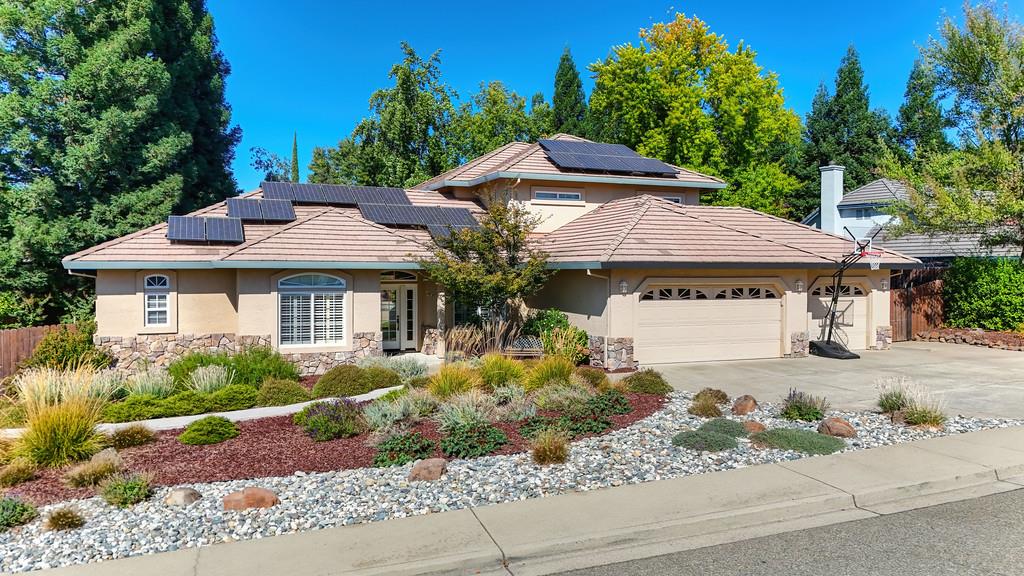 10917 Sunrise Ridge Circle Auburn, CA 95603 - Photo 1 of 98