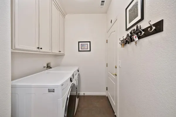 $1,180,000 | 10917 Sunrise Ridge Circle, Auburn, CA 95603