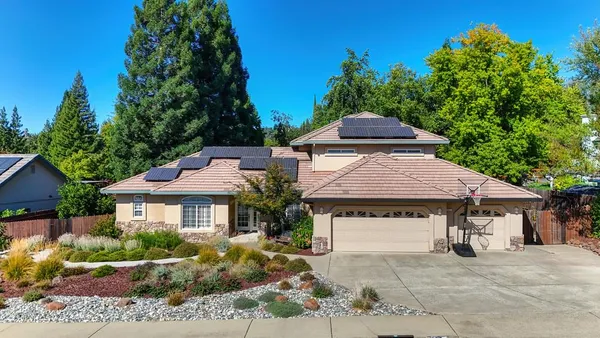 $1,180,000 | 10917 Sunrise Ridge Circle, Auburn, CA 95603
