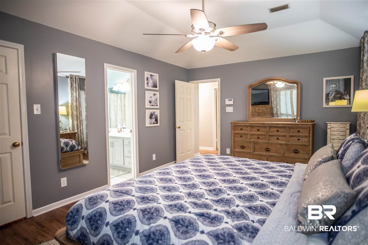 109 Crestview Circle Daphne, AL 36526 - Photo 19 of 33