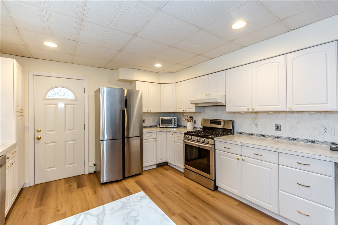 10 Mott Street Johnston, RI 02919 - Photo 12 of 48