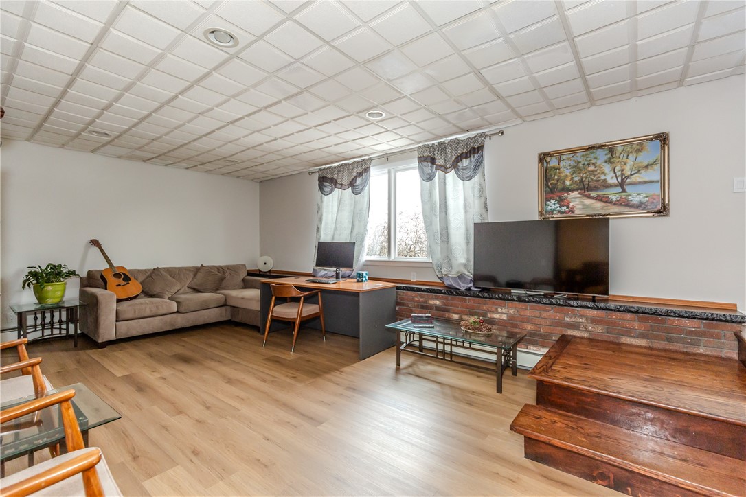 10 Mott Street Johnston, RI 02919 - Photo 17 of 48