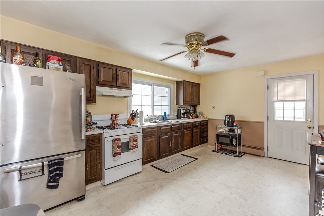 10 Mott Street Johnston, RI 02919 - Photo 30 of 48