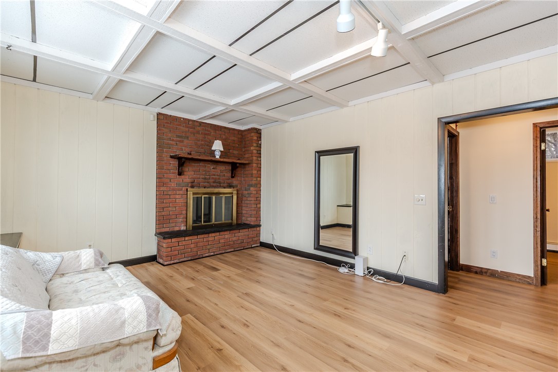 10 Mott Street Johnston, RI 02919 - Photo 5 of 48