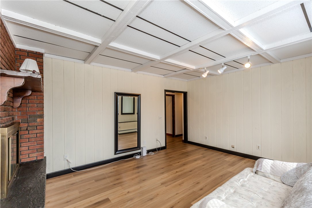 10 Mott Street Johnston, RI 02919 - Photo 6 of 48