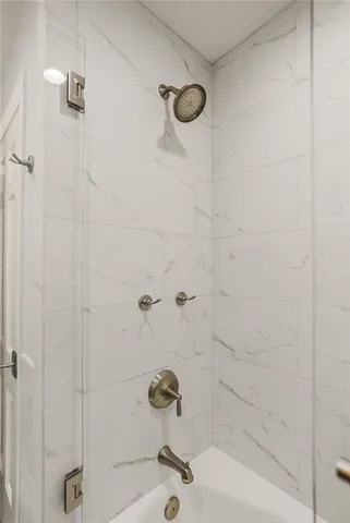 $1,650,000 | 5209 West 83rd Terrace, Prairie Village, KS 66207