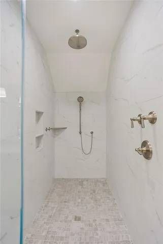 $1,650,000 | 5209 West 83rd Terrace, Prairie Village, KS 66207