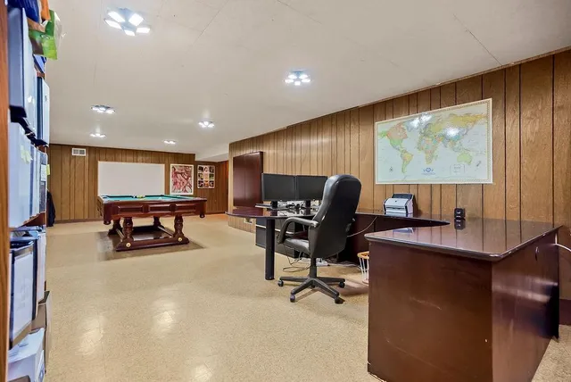 $1,650,000 | 5209 West 83rd Terrace, Prairie Village, KS 66207